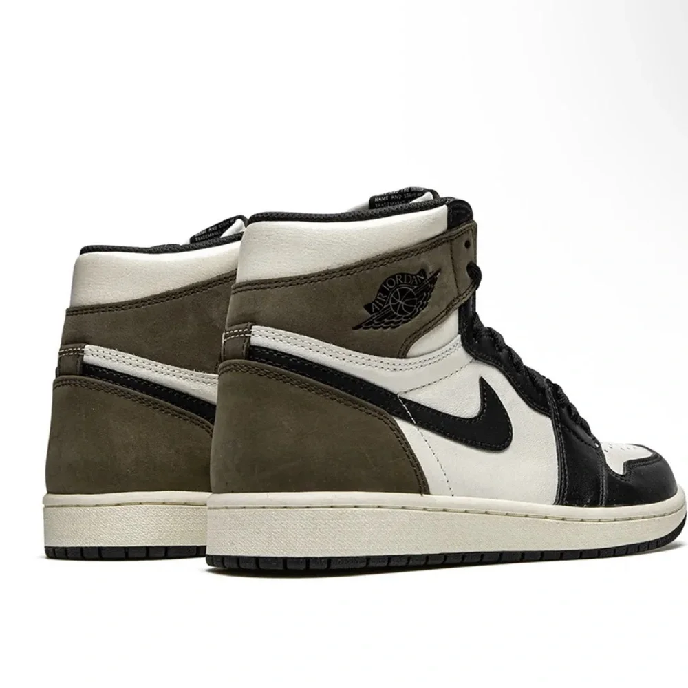 New Air Jordan 1 Retro High OG 